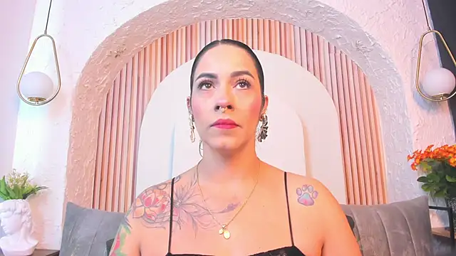 violet scott  online show from June 2026 10:28:02 AM