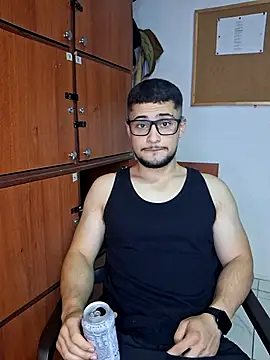 valenssio moretti online show from March 2026 02:22:02 AM