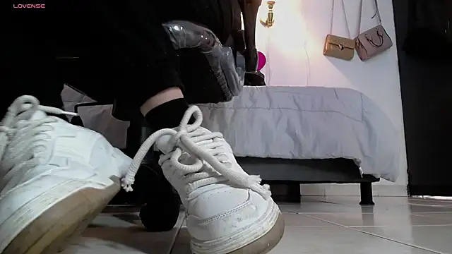 Sharma Amayra online show from March 2026 07:02:02 PM