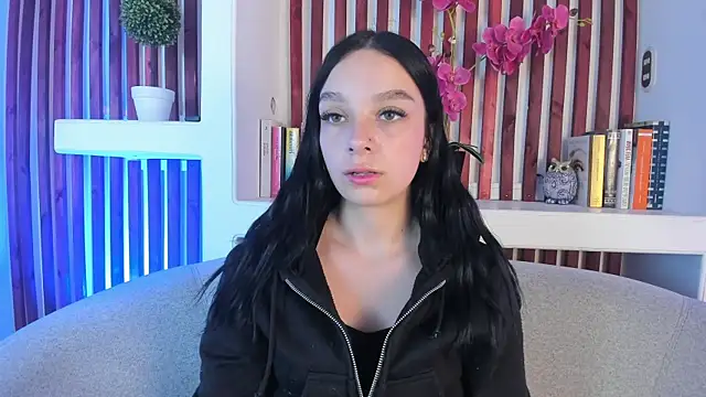 Elizabeth Ferrer online show from April 2026 12:32:02 PM