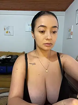 JulietaRiios online show from April 2026 08:31:02 PM