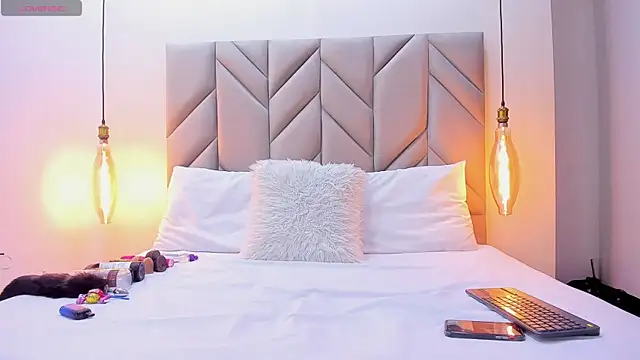 IsabellaFoox online show from March 2026 01:27:01 PM