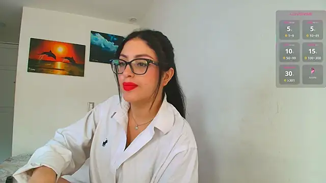 Snapshot of Artt_Juli chatting on April 2026 09:09:02 PM Artt Juli online show from April 2026 09:09:02 PM