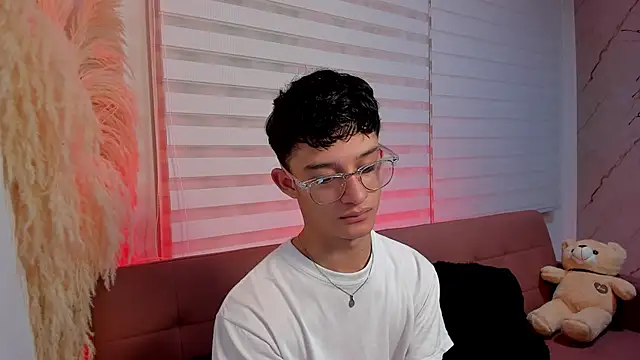 Patrick Howland  online show from February 2026 03:39:01 AM