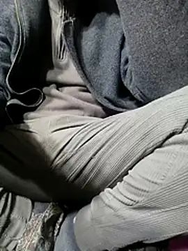 Aww21 online show from February 2026 07:54:01 PM