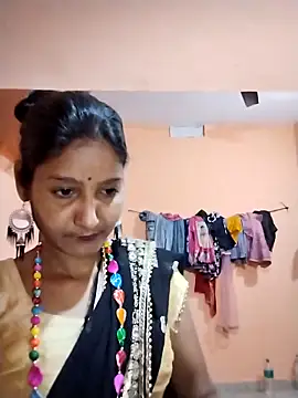 Snapshot of Ayesharani1 chatting on February 2026 03:27:02 PM Ayesharani1 online show from February 2026 03:27:02 PM