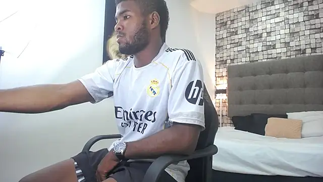 Juan 123   online show from June 2026 02:05:02 PM