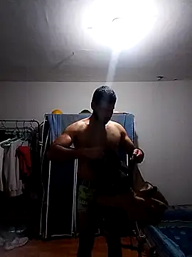 Snapshot of thom_1 chatting on June 2026 11:16:01 AM thom 1 online show from June 2026 11:16:01 AM