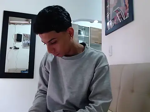 waner thom online show from February 2026 09:51:01 PM