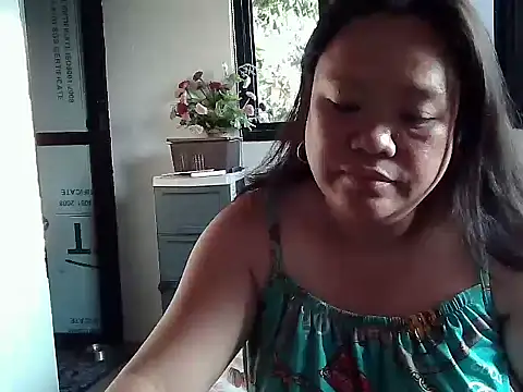 yummychubby29 online show from April 2026 10:23:02 PM