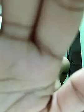 Snapshot of Kitti-Sharma chatting on May 2026 09:14:01 AM Kitti-Sharma online show from May 2026 09:14:01 AM