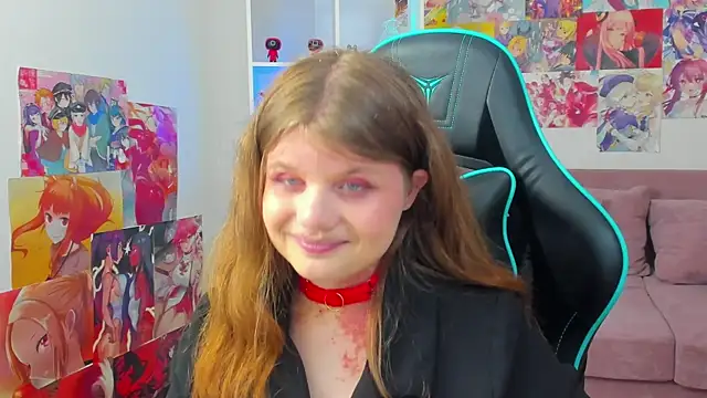 ChloeHalses online show from July 2026 05:04:02 PM