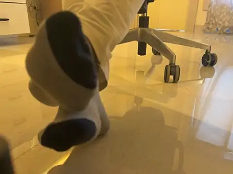 badassmaster42r online show from February 2026 11:30:02 AM