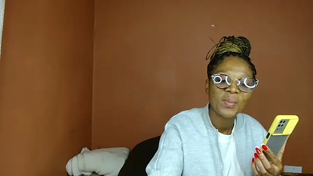 Snapshot of ForeverSexy_ chatting on April 2026 02:48:02 PM ForeverSexy online show from April 2026 02:48:02 PM