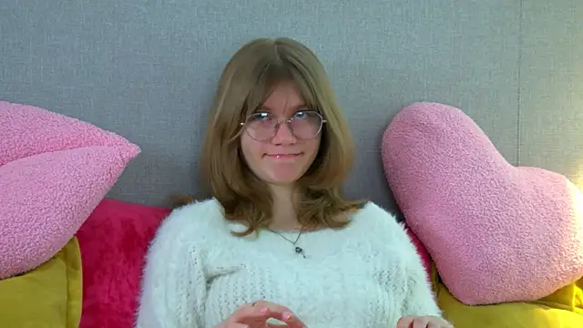 MilaMaelis online show from March 2026 06:21:01 AM