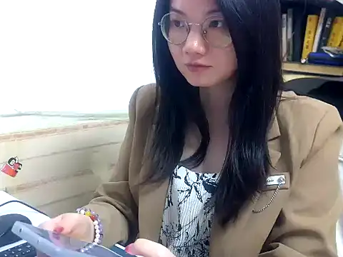 Snapshot of xiaoxiaowan11 chatting on March 2026 12:21:02 PM xiaoxiaowan11 online show from March 2026 12:21:02 PM