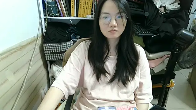 Snapshot of xiaoxiaowan11 chatting on April 2026 11:48:02 AM xiaoxiaowan11 online show from April 2026 11:48:02 AM