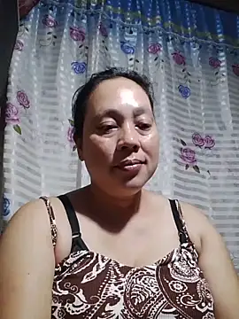 Snapshot of May_Bombs chatting on February 2026 07:59:02 PM May Bombs online show from February 2026 07:59:02 PM