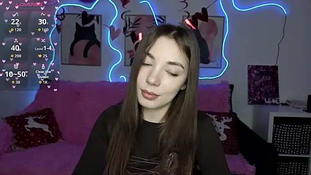 Adriennes online show from February 2026 02:24:02 PM