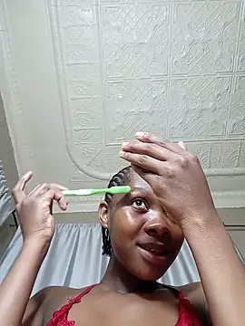 Snapshot of PussyFarrie chatting on June 2026 06:07:02 AM PussyFarrie online show from June 2026 06:07:02 AM