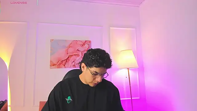 Snapshot of Axel_Creed chatting on February 2026 12:56:02 PM Axel Creed online show from February 2026 12:56:02 PM