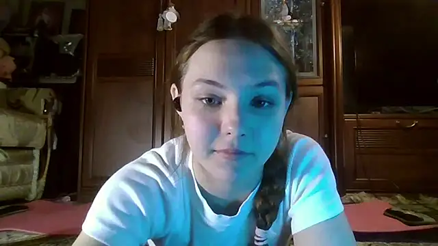 YuniNeko online show from February 2026 07:15:02 PM