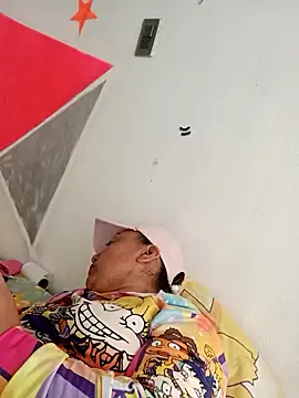 perrit17 online show from March 2026 11:33:01 PM