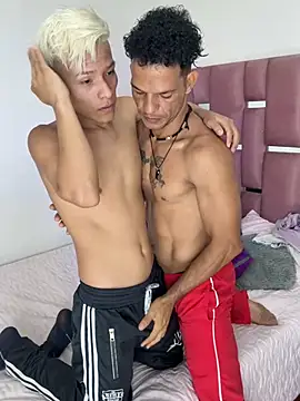 MaxyRyan online show from February 2026 01:04:01 PM