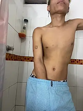 MaxyRyan online show from February 2026 06:00:02 AM