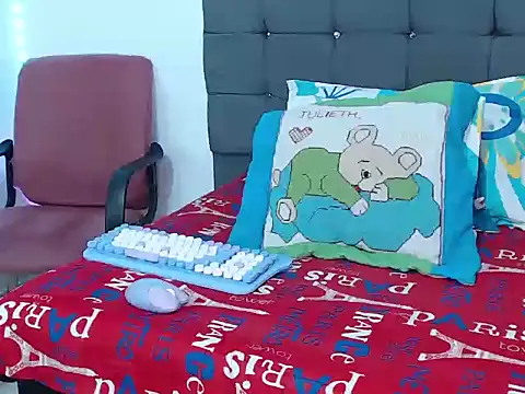 latin riahnna jp online show from February 2026 12:02:01 PM