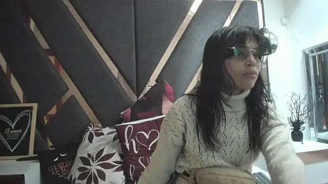 Snapshot of Maggyx chatting on May 2026 01:17:01 PM Maggyx online show from May 2026 01:17:01 PM