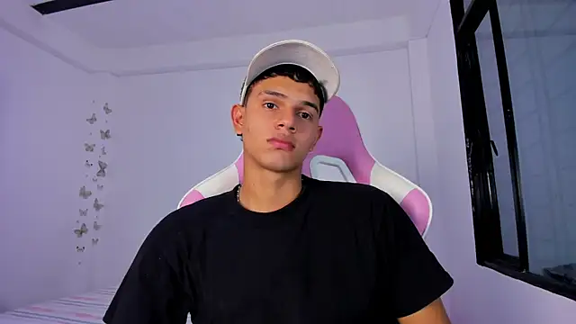 Snapshot of Adrian_Prime_ chatting on February 2026 06:47:01 PM Adrian Prime online show from February 2026 06:47:01 PM