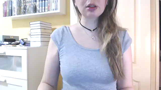 Tasiya online show from March 2026 02:02:01 PM