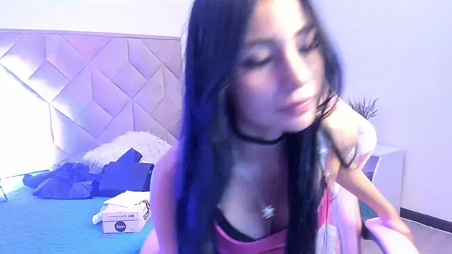 Snapshot of Chloe_Miller_2 chatting on March 2026 07:21:02 PM Chloe Miller 2 online show from March 2026 07:21:02 PM