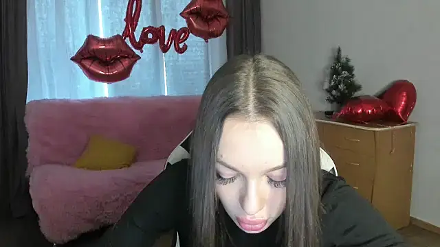 CandyGyrl online show from March 2026 01:10:01 AM