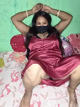 Snapshot of V-Hot-Suity chatting on July 2026 06:29:01 AM V-Hot-Suity online show from July 2026 06:29:01 AM