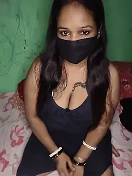 Snapshot of V-Hot-Suity chatting on July 2026 10:45:01 PM V-Hot-Suity online show from July 2026 10:45:01 PM