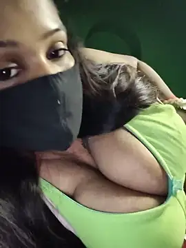 Snapshot of V-Hot-Suity chatting on July 2026 11:04:02 PM V-Hot-Suity online show from July 2026 11:04:02 PM