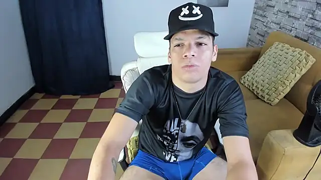 Andres sant  online show from March 2026 07:35:01 AM