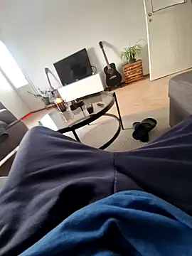 Snapshot of Tommyzzzzzz chatting on February 2026 08:30:01 AM Tommyzzzzzz online show from February 2026 08:30:01 AM