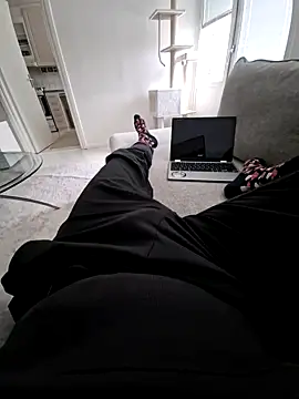 Snapshot of Tommyzzzzzz chatting on February 2026 09:13:01 AM Tommyzzzzzz online show from February 2026 09:13:01 AM