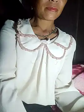 Snapshot of witch-xx chatting on July 2026 01:36:02 PM witch-xx online show from July 2026 01:36:02 PM