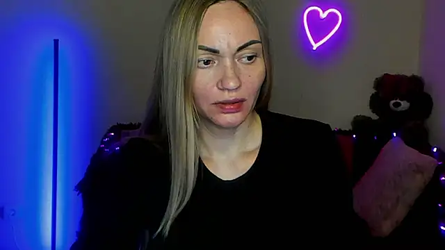 BlondMikey22 online show from April 2026 06:21:01 PM