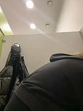 blonde exe online show from March 2026 01:37:02 PM