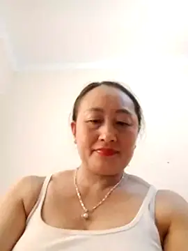 Jolie sexy online show from April 2026 02:03:02 PM