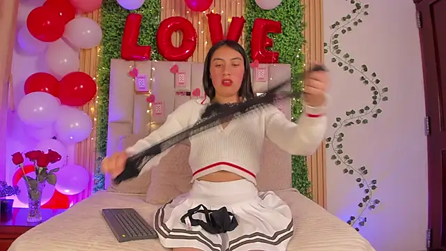 Emma Nmm online show from February 2026 07:21:01 PM