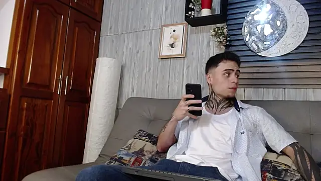 acxel prescot online show from February 2026 07:28:01 PM