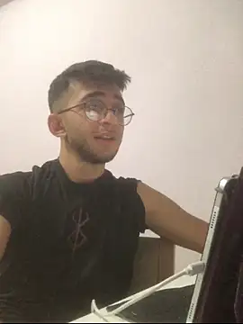 Snapshot of boraaily chatting on March 2026 10:37:02 PM boraaily online show from March 2026 10:37:02 PM