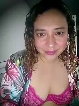 Snapshot of Nyssa_Coil chatting on February 2026 03:24:01 AM Nyssa Coil online show from February 2026 03:24:01 AM