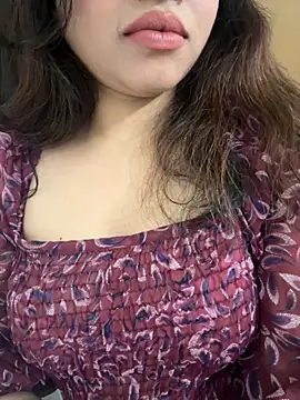 Snapshot of riya_sharma11 chatting on February 2026 06:00:02 PM riya sharma11 online show from February 2026 06:00:02 PM